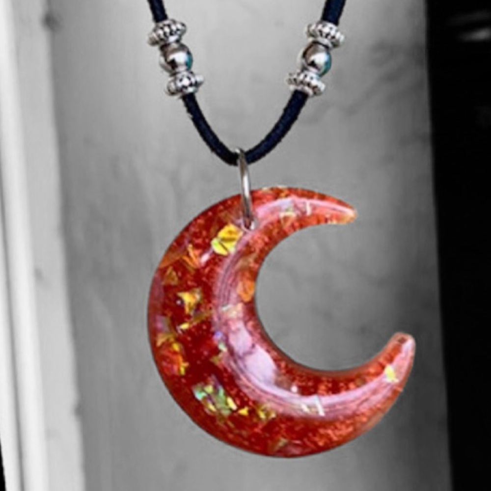 Orange & iridescent glitter resin crescent moon - Picture 13 of 14
